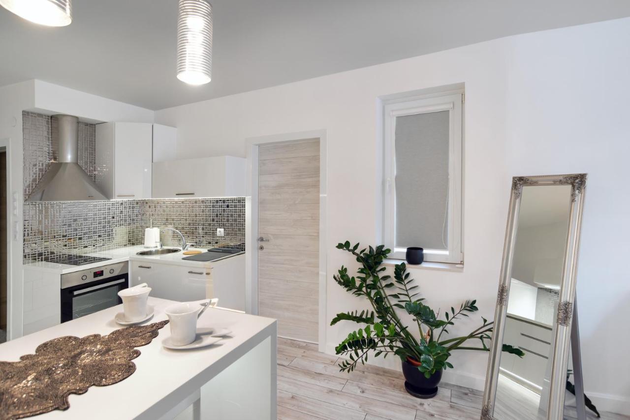 Beautiful Place In The Heart Of The City!!!! Apartment Plovdiv Exterior photo